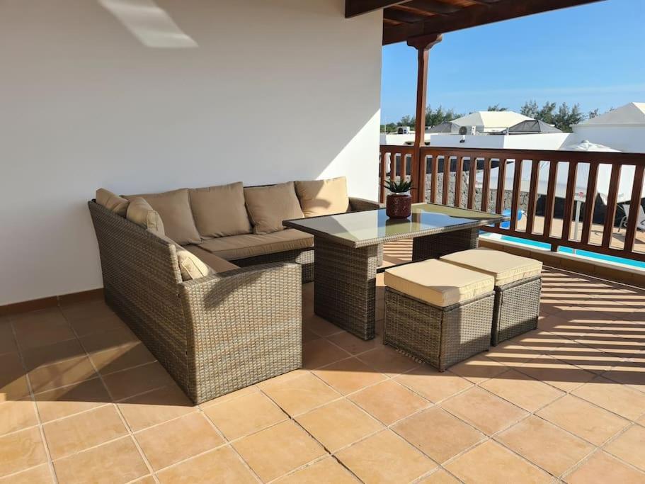 Luxury 4-Bedroom Villa With Heated Pool + Sea View Playa Blanca  Eksteriør billede