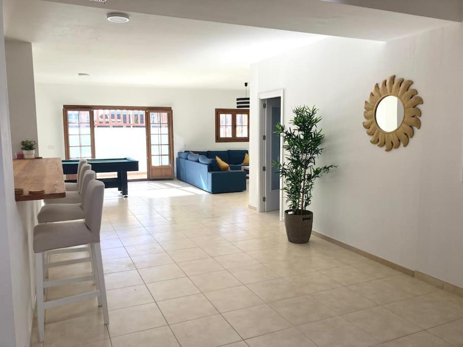 Luxury 4-Bedroom Villa With Heated Pool + Sea View Playa Blanca  Eksteriør billede