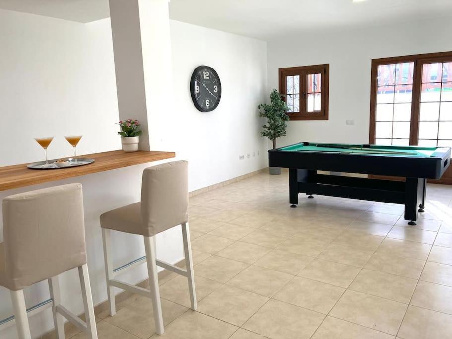 Luxury 4-Bedroom Villa With Heated Pool + Sea View Playa Blanca  Eksteriør billede